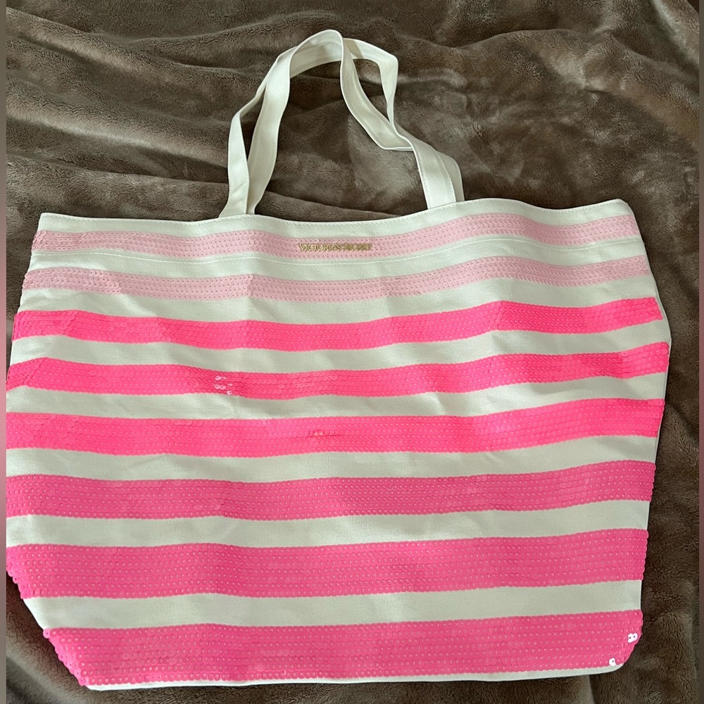 Victoria’s Secret tote bag
